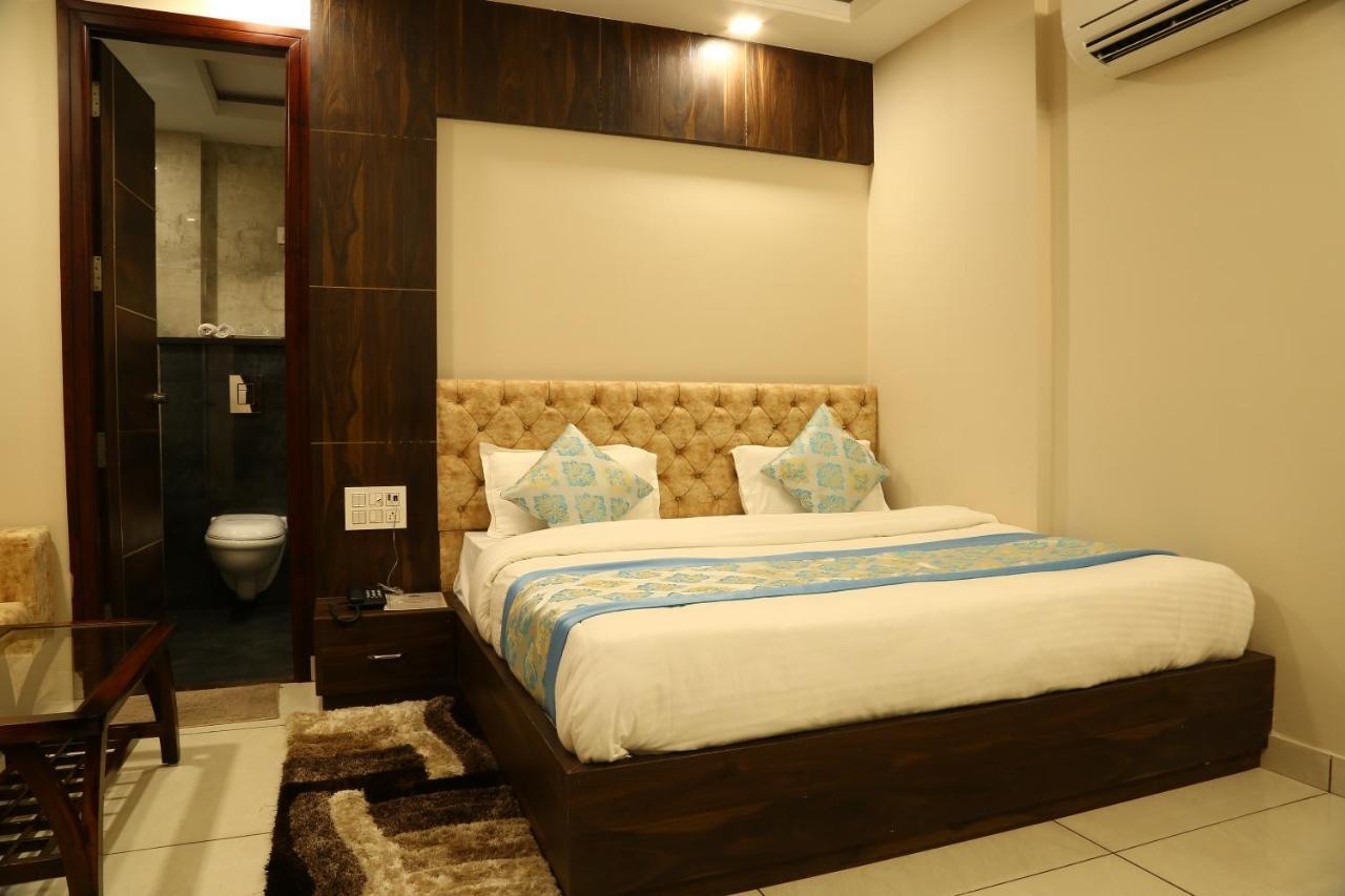 Hotel Kush Ganga - 50 Meter From Har Ki Pauri, Haridwār Buitenkant foto